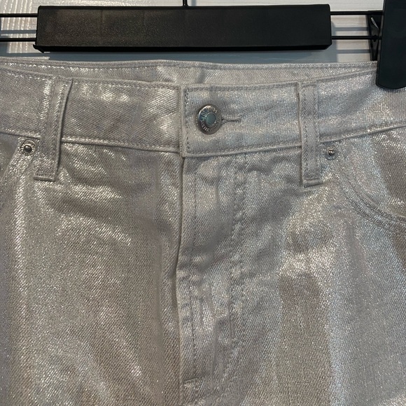 NWT Old Navy Size 6 Silver Shine Metallic Zip Stretch Denim A Line Mini Skirt - Picture 2 of 12